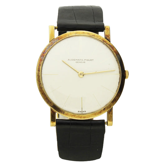 18ct yellow gold 'ultra thin' wristwatch. Made 1960's