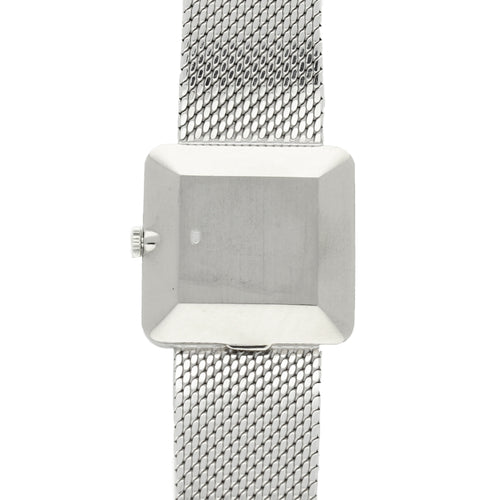 18ct white gold and diamond set Patek Philippe, reference 4126/1 bracelet watch. Made 1973