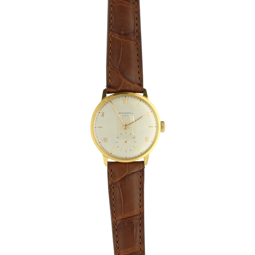 18ct yellow gold, reference 1596 Calatrava wristwatch. Made 1947