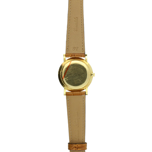 18ct yellow gold dress wrist watch. Made 1950's
