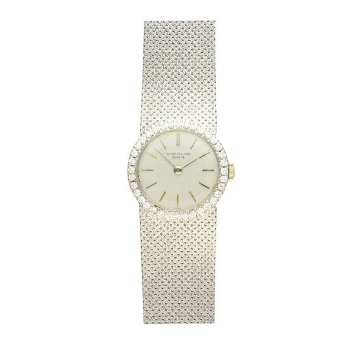 18ct white gold with diamond bezel bracelet watch. Made 1965
