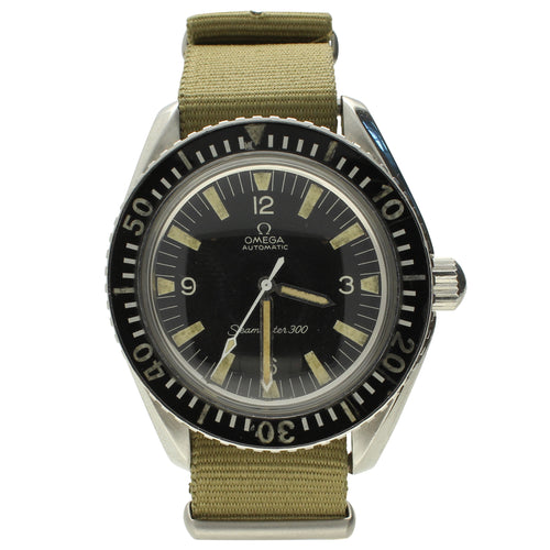 Stainless steel Seamaster 300 British Army automatic wristwatch. Made 1967